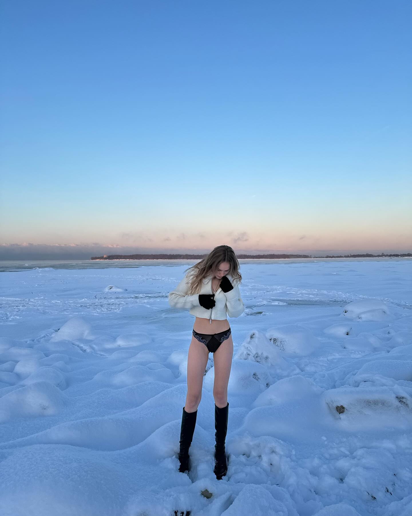 ANETE MARIE POOBUS portfolio photo 16